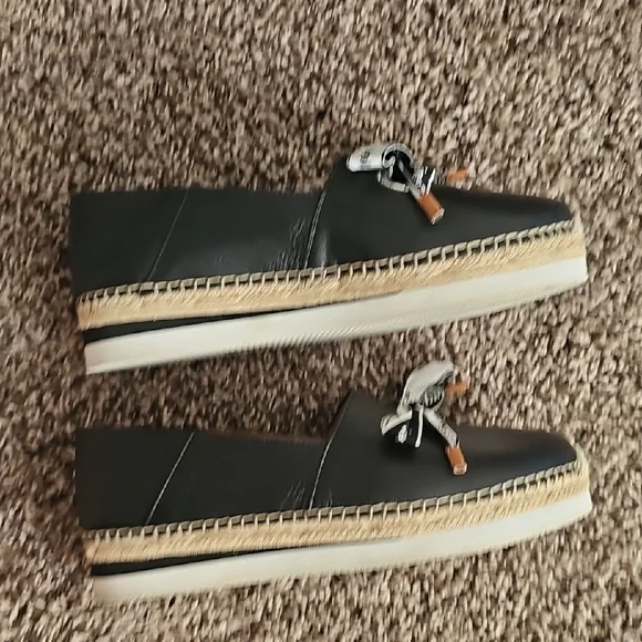 ⚠️SOLD⚠️See By Chloe Black Espadrilles - Picture 5 of 9